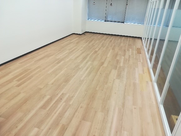 タイルカーペット工事