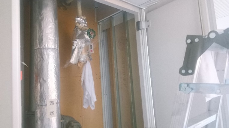 排水管老朽化による部分補修