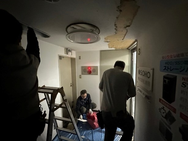 天井リニューアル