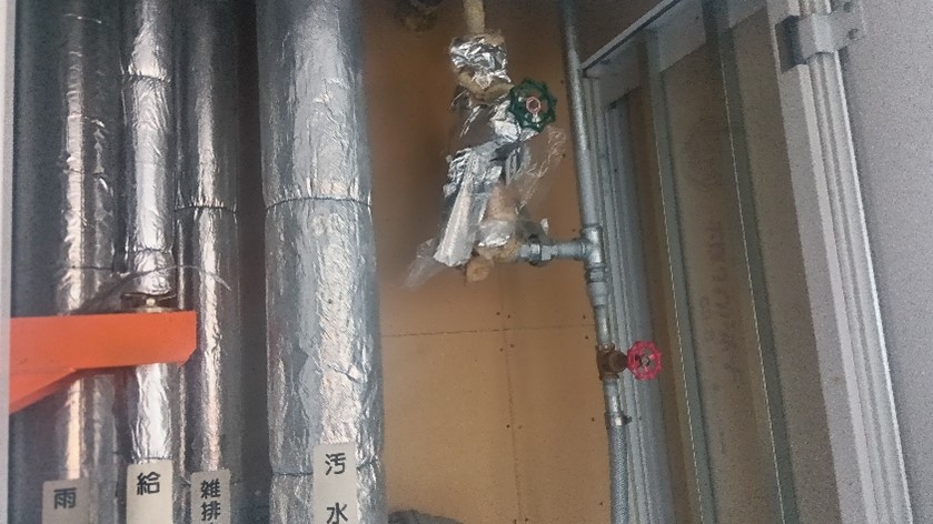 排水管老朽化による部分補修