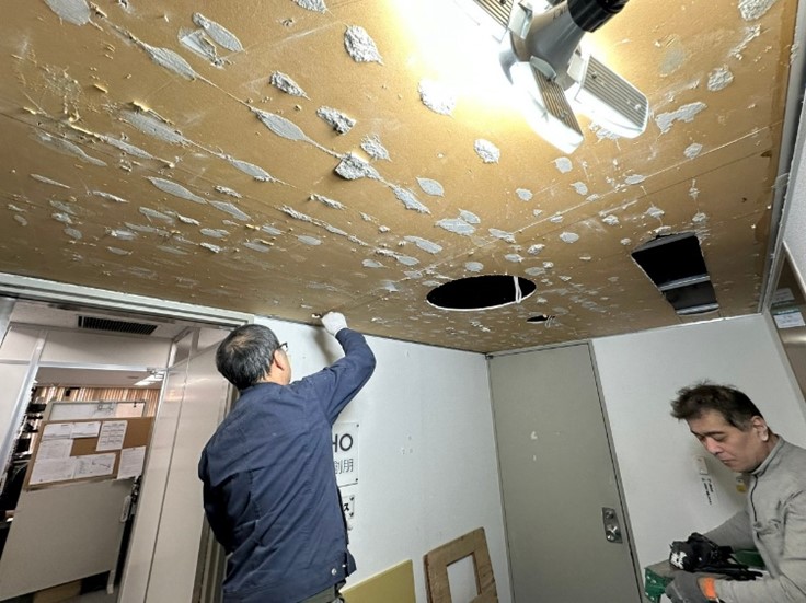 天井リニューアル